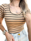 Cropped Feminino Manga Curta Gola Redonda Listrado Gleiciane