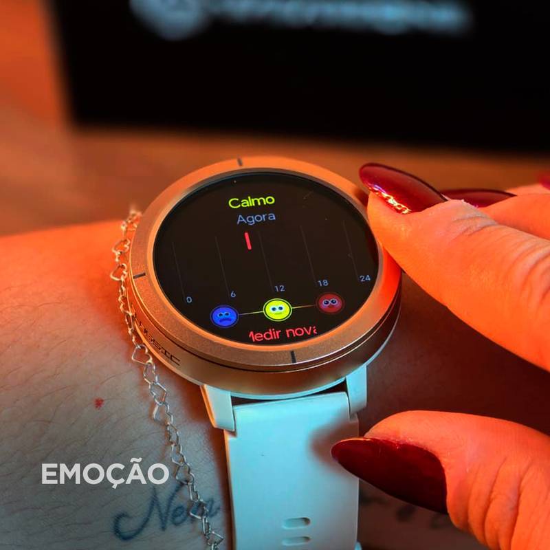 Smartwatch Wearzone Flare, GPS, 5ATM Aprova de água do mar, Resistência IP69k.